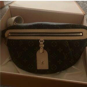 Louis Vuitton Monogram Pouch with Black and Tan Accents